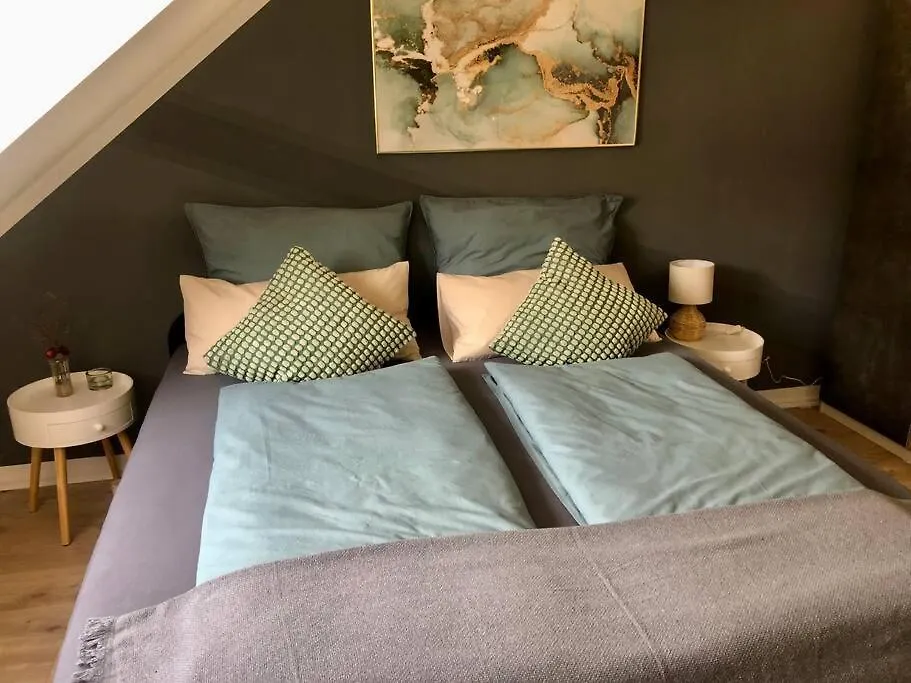 Feel Home - Super Zentrale 2Raumwohnung Hbf-Naehe Dusseldorf